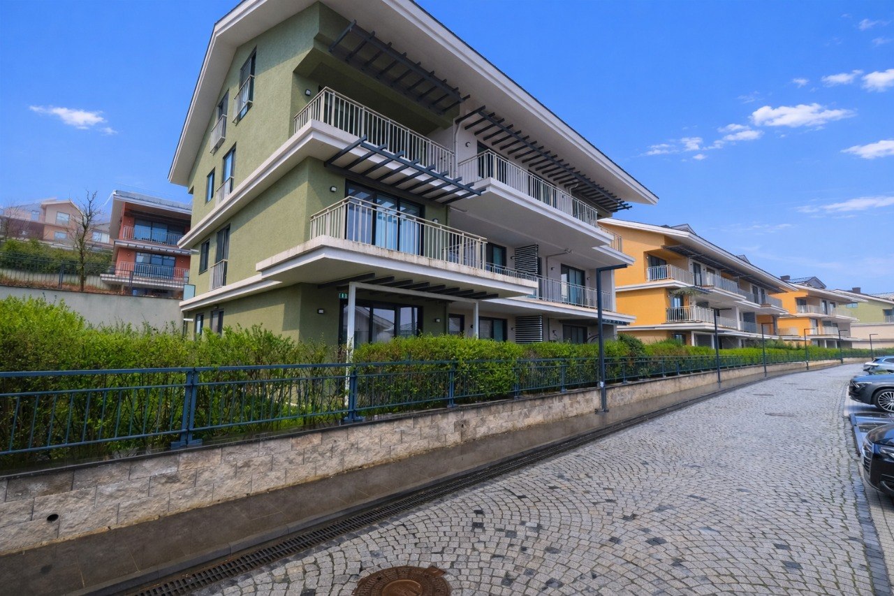 Köy Zekeriyaköy 3.Etap Kiralık Ara Kat 2+1