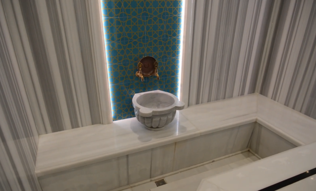 Türk hamamı olan zekeriyaköy 3.etap kiralık 1+1 ara kat