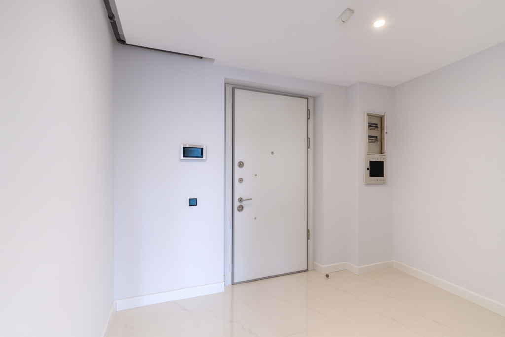 modern tasarım zekeriyaköy 3.etap kiralık 1+1 ara kat