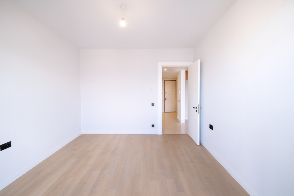 güvenlikli zekeriyaköy 3.etap kiralık 1+1 ara kat