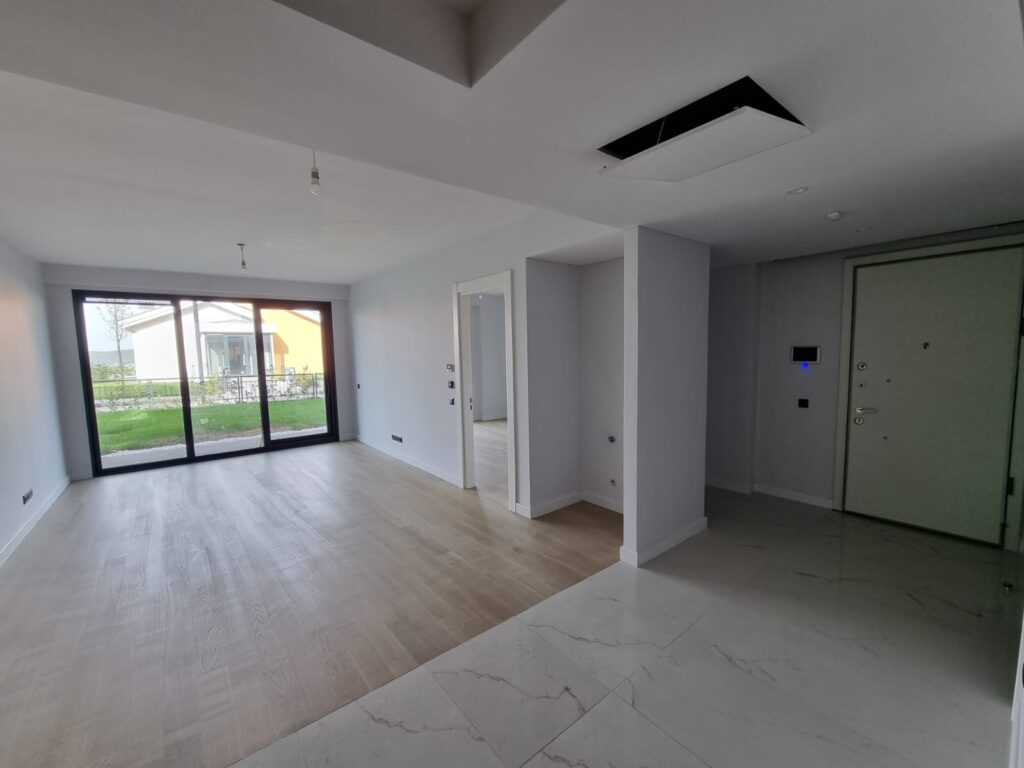 zekeriyaköy 3. etap kiralık 1+1 bahçe sosyal imkanlar