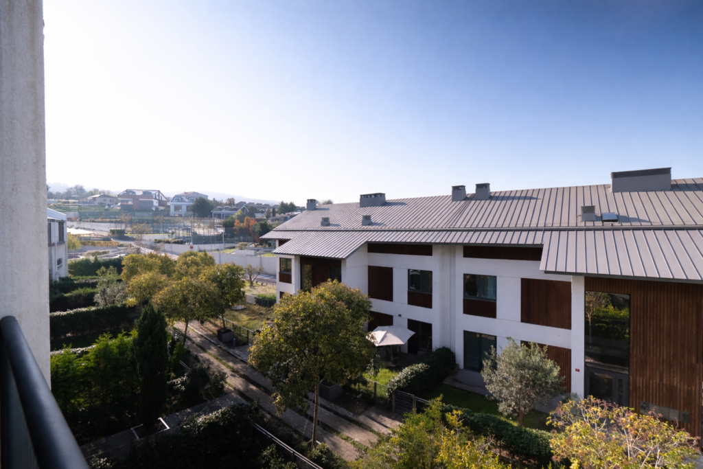 site zekeriyaköy kiralık 3+1 teras dublex