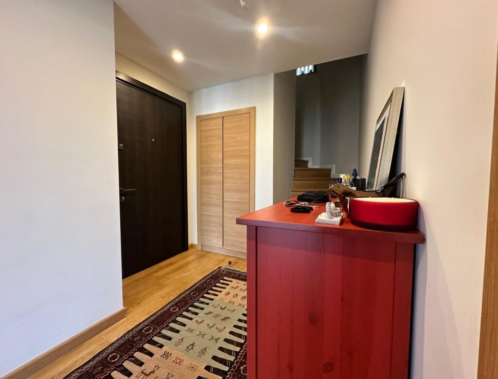 zekeriyaköy satılık 3+1 teras dublex yatırımlık