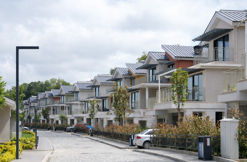 zekeriyaköy 3. etap kiralık 1+1 bahçe fiyatları